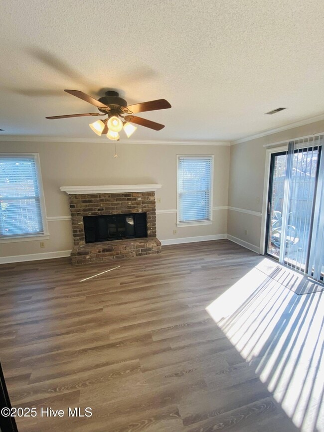 Building Photo - 1861 Quail Ridge Rd