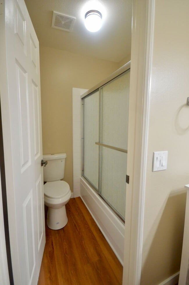 Building Photo - Spacious 2-Story 2 Bedroom Fountain Valley...