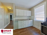 Building Photo - 3720 Winnebago St