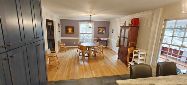 Building Photo - New renovation with River access in Midlothian