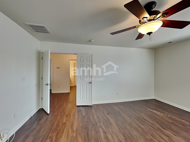 Building Photo - 6747 Thistle Down Dr