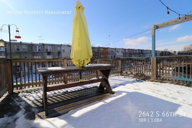 Building Photo - 2642 S 66th St