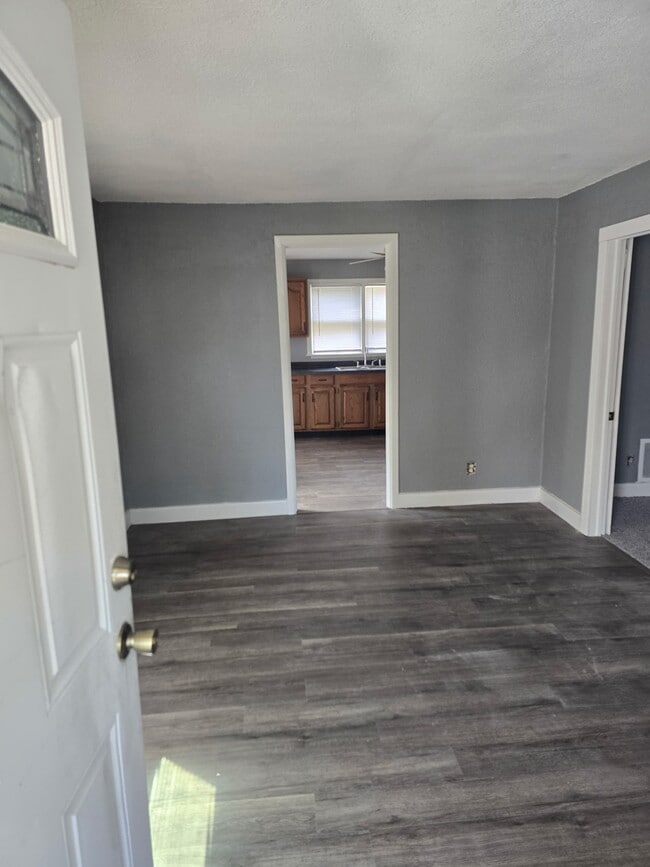 Building Photo - 3807 Chalmers Ave