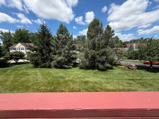 Building Photo - Stunning 3-Bedroom Townhome Nestled in Andorra Woods! Available mid-August!