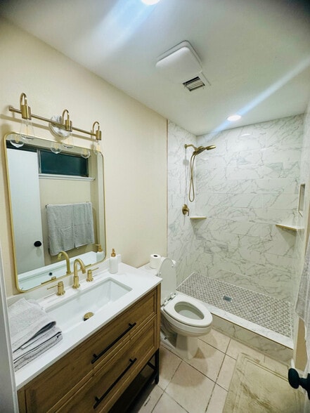 Building Photo - 66953 Buena Vista Ave