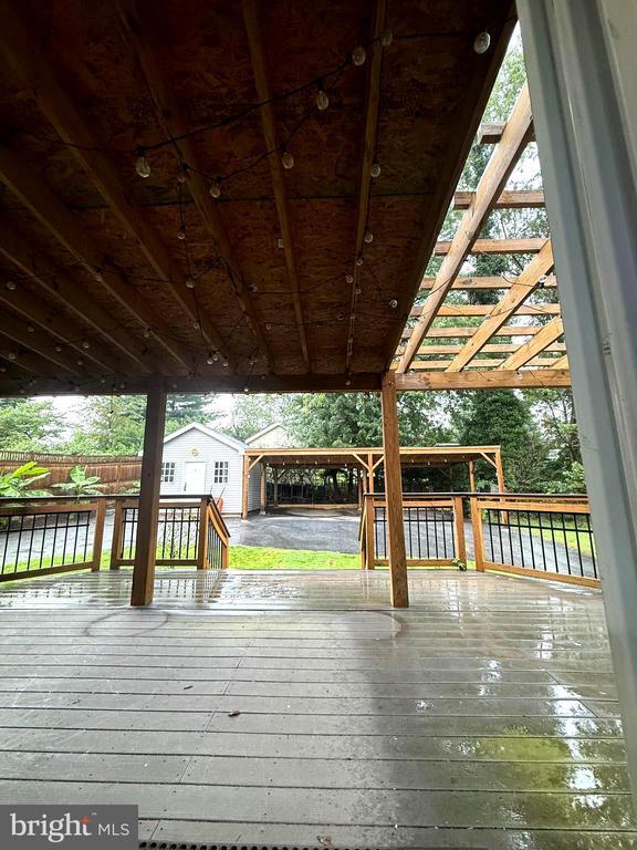 Building Photo - 816 Crothers Ln