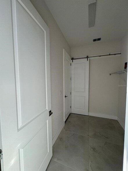 Building Photo - 2145 Redmond St