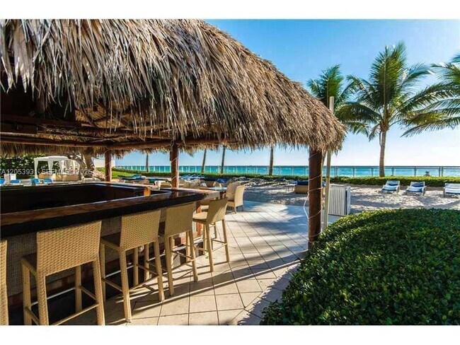 Building Photo - 3001 S Ocean Dr