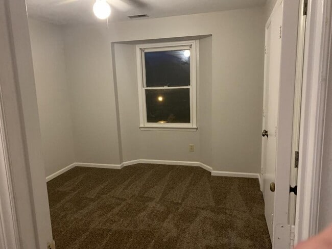 Building Photo - 6133 Meadow Rose Ln