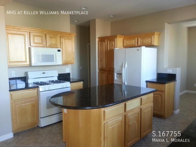 Building Photo - 1172 Spago Ln