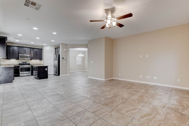 Building Photo - 1067 Fish Pond Ave