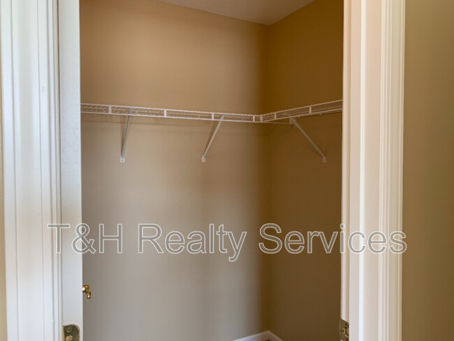 Building Photo - 5420 Powder River Ct