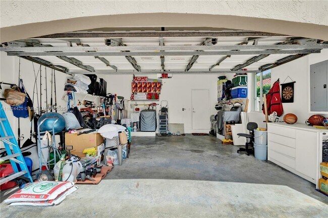Building Photo - 8487 SW 138th Terrace