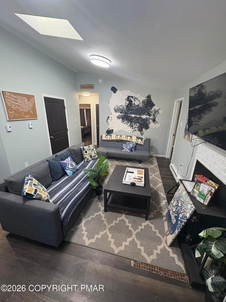 Building Photo - 3311 Woodland Dr