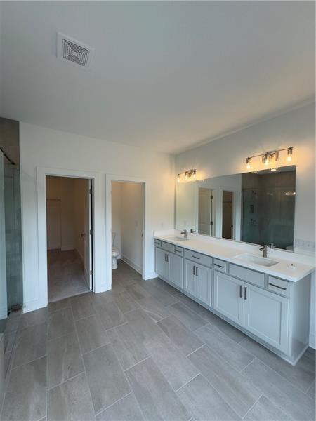 Building Photo - 1255 Westshore Dr