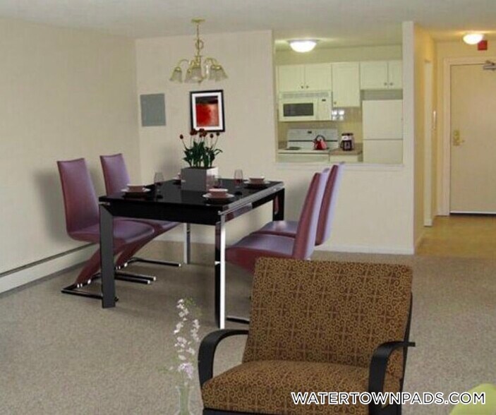 Building Photo - 245 Main St