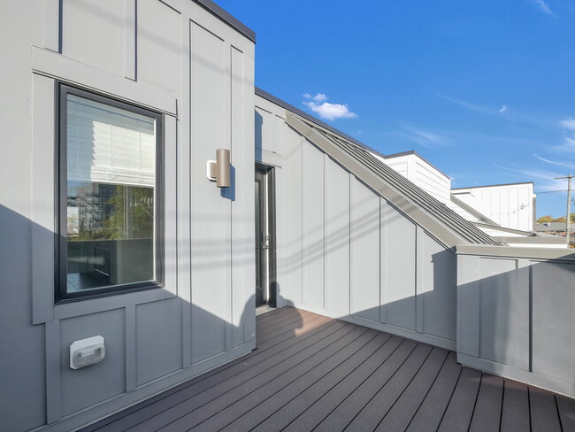 Building Photo - 1159 N 4th St