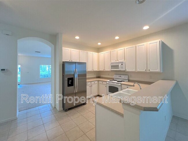 Building Photo - 9240 Gladiolus Preserve Cir