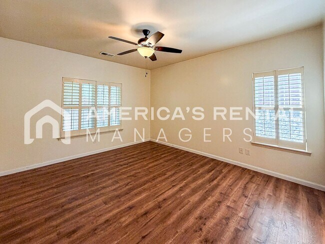 Building Photo - 1713 Savannah Park Ln