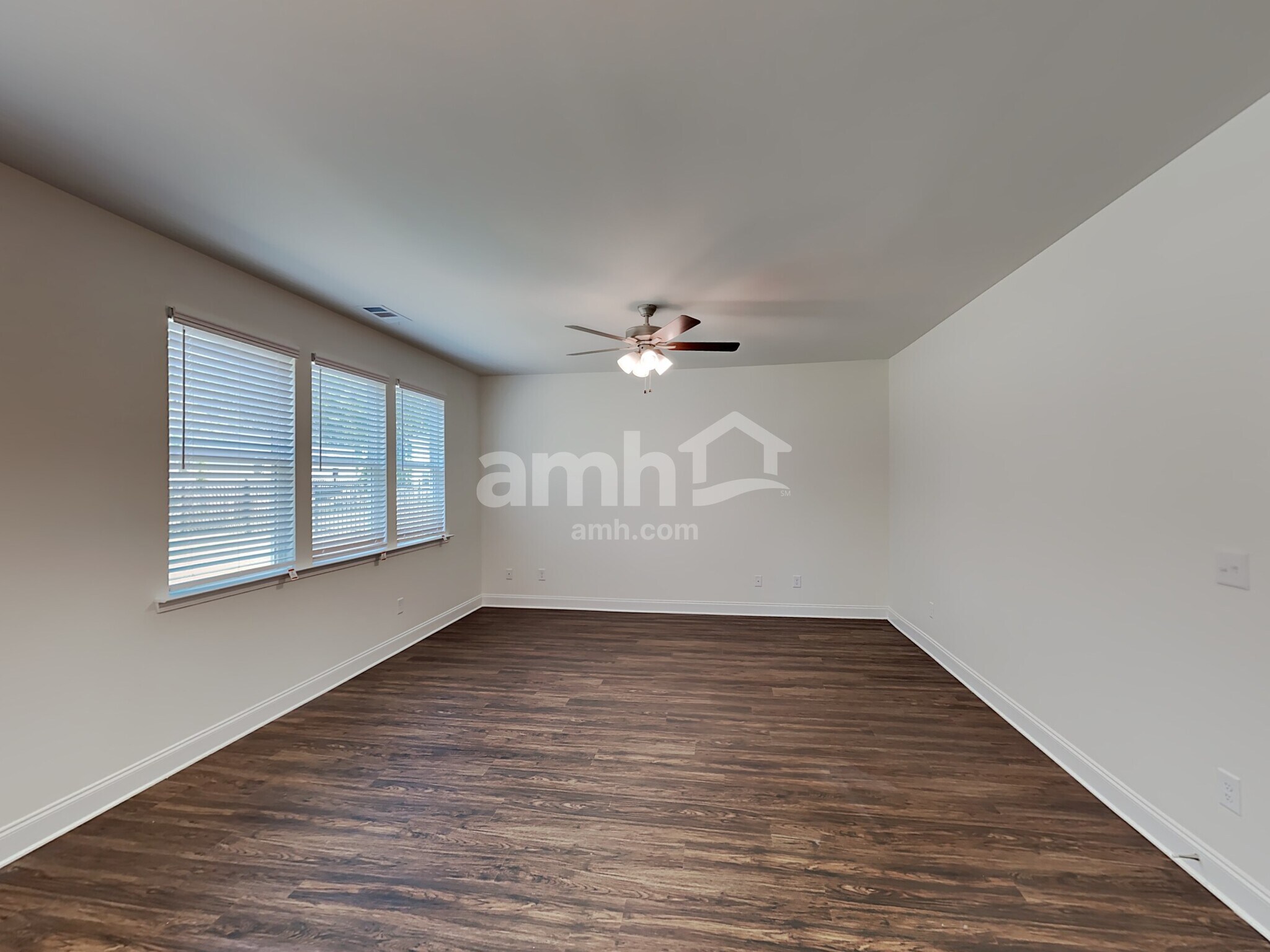 Building Photo - 412 Tributary Ln
