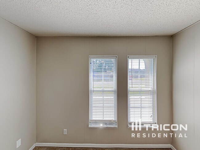 Building Photo - 3106 King Phillip Way
