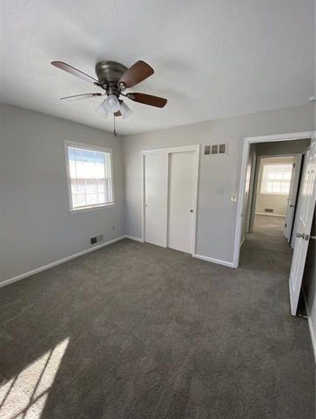 Building Photo - 1313 NW 6th St