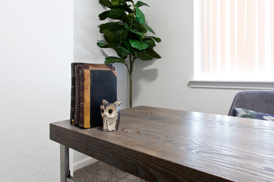 Building Photo - 42 Lopseed Ln