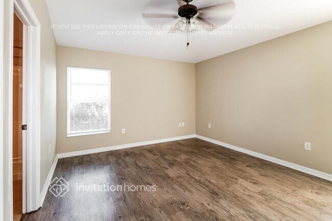 Building Photo - 15656 Greyrock Dr