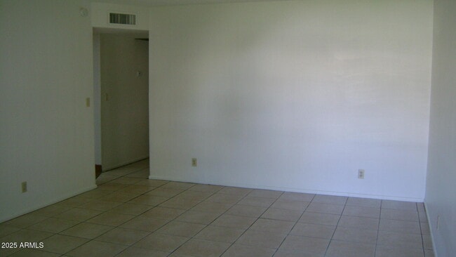 Building Photo - 2061 N Recker Rd