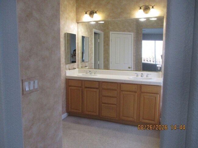 Building Photo - 4890 Deer Pass Dr
