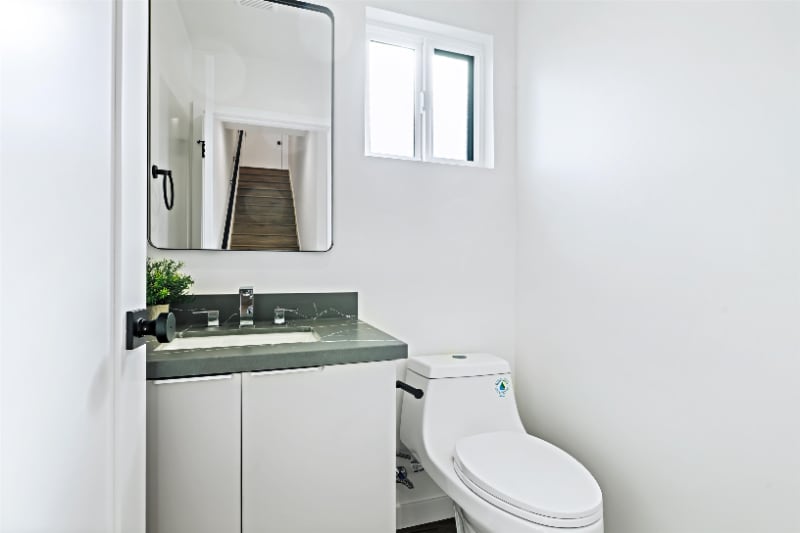 Building Photo - 522 1/2 N St Andrews Pl