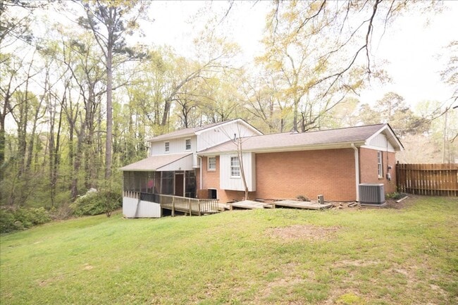 Building Photo - 3/2 Home in Cul-De-Sac w/ 2 Car Garage and Large Bonus Room