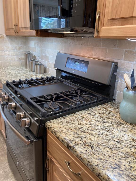 Building Photo - 5725 80th St N