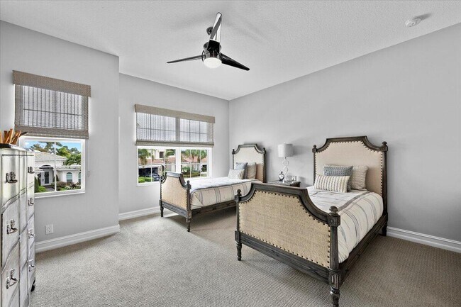 Building Photo - 208 Lucia Ct