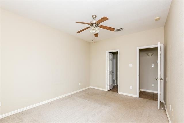 Building Photo - 267 Edison Ln
