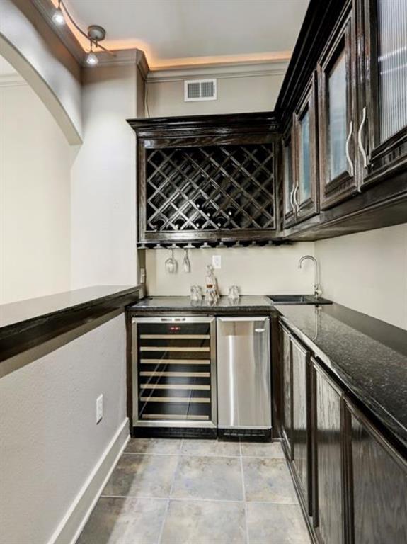 Building Photo - 1901 Post Oak Blvd