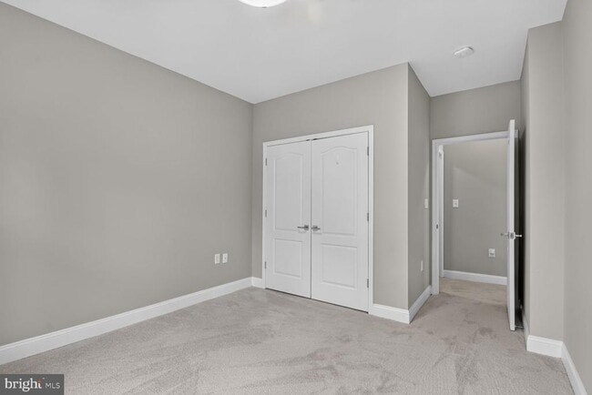 Building Photo - 123 Bucksfield Rd