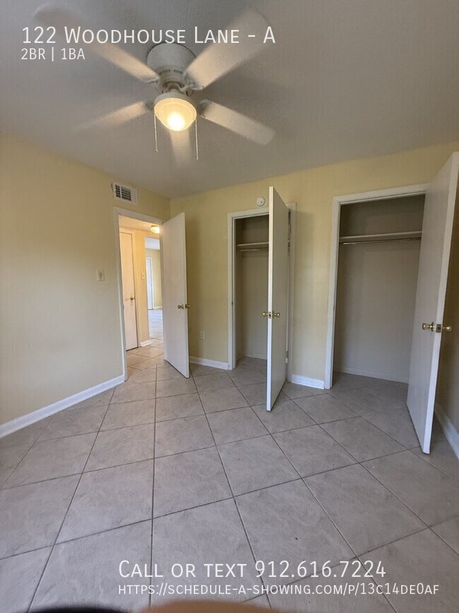 Building Photo - 122 Woodhouse Ln