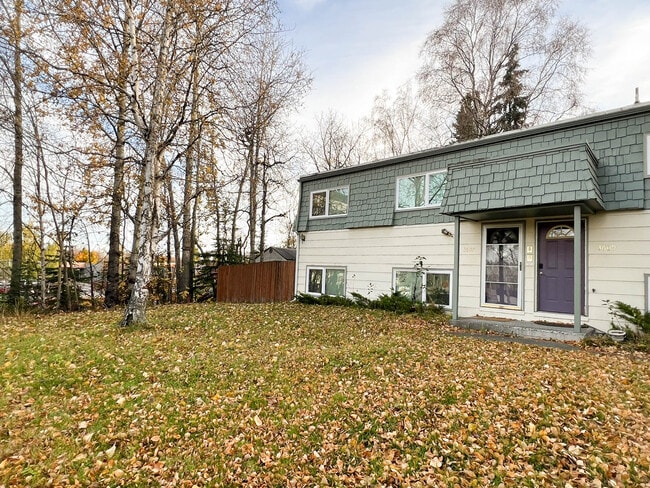 Primary Photo - 3607 Rhone Cir