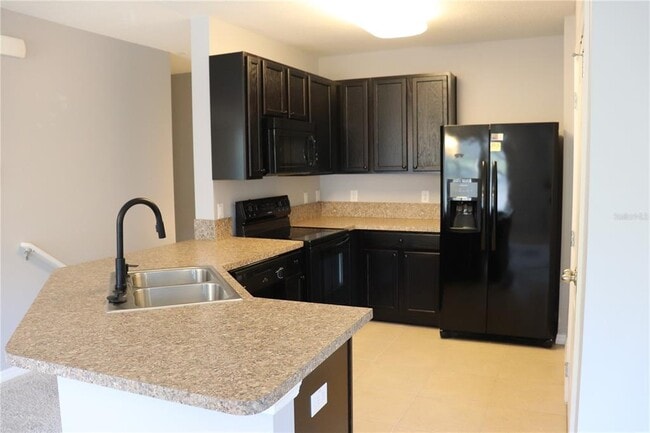 Building Photo - 3740 Seneca Club Loop