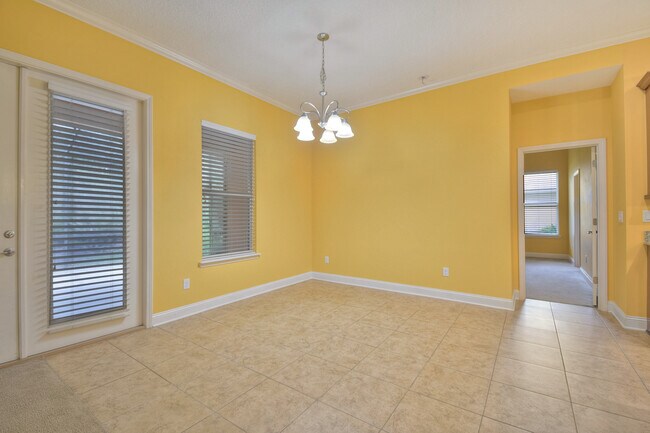 Building Photo - 3521 Carolwood Ln