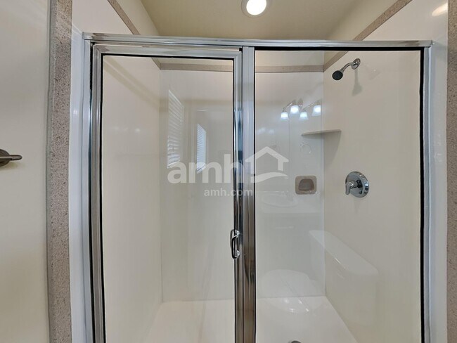 Building Photo - 4915 W 150 N