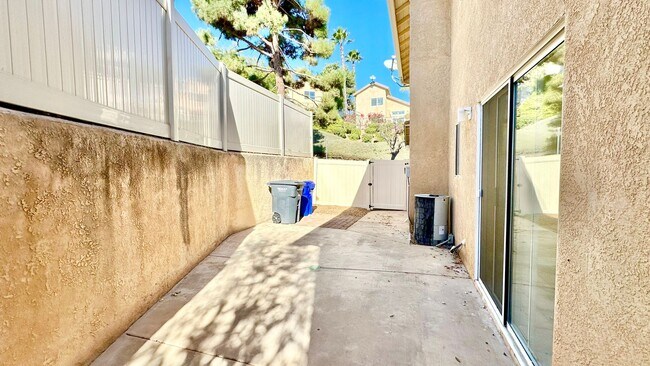 Building Photo - 5751 Galloway Pl