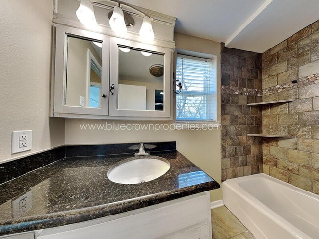 Building Photo - 9614 Millridge Cir