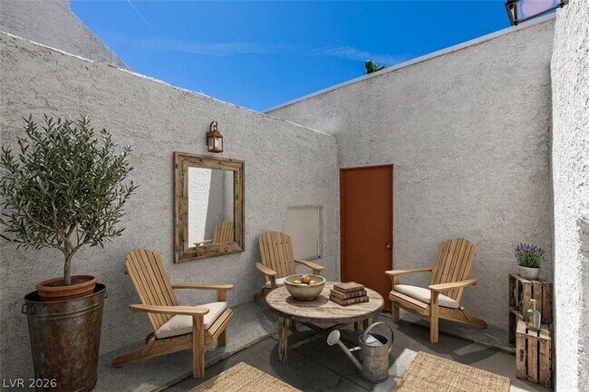 Building Photo - 1800 S Edmond St