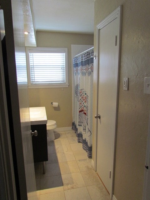 Building Photo - 1709 Gardenia Dr