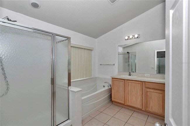 Building Photo - 5535 SW 41st St