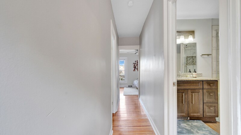 Building Photo - 15 Averill Ave