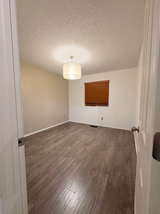 Building Photo - 1647 Corte Del Sol