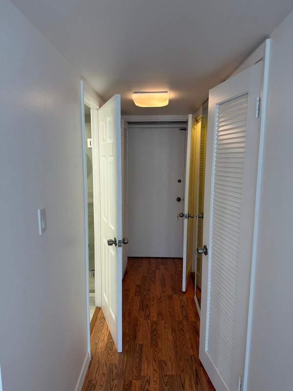 Building Photo - 18041 Biscayne Blvd